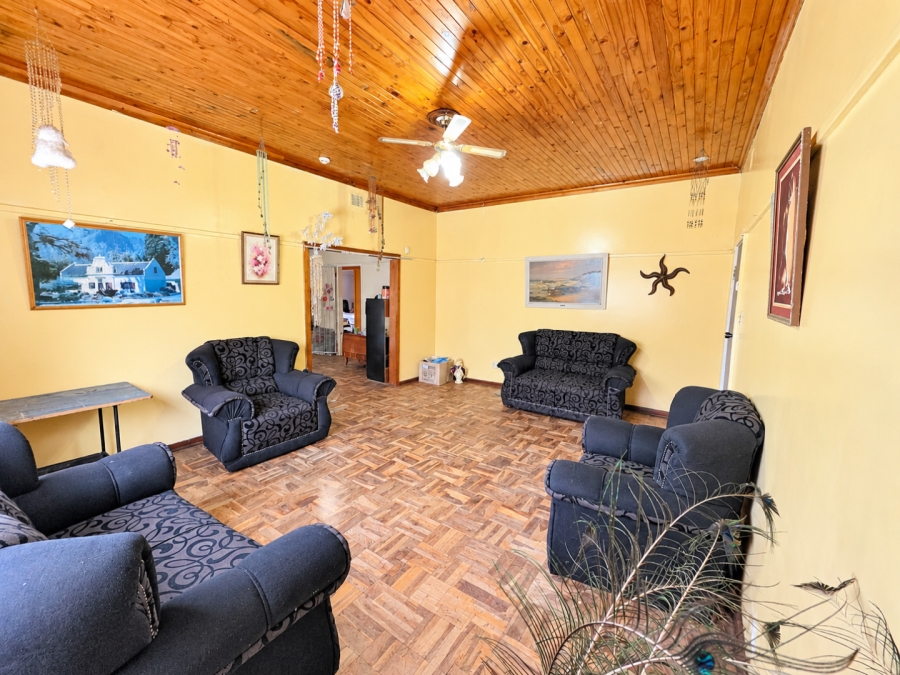 To Let 3 Bedroom Property for Rent in Freemanville North West